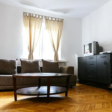 Apartman Top *